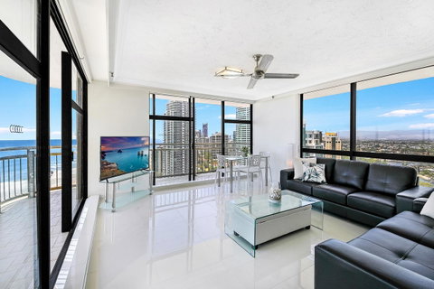 Beachcomber Holiday Apartment - Tweed Heads Accommodation 5