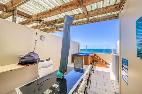 On The Beach Resort Bribie Island - Tweed Heads Accommodation 22