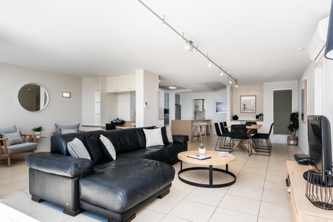 Picture Point Terraces - Tweed Heads Accommodation 16