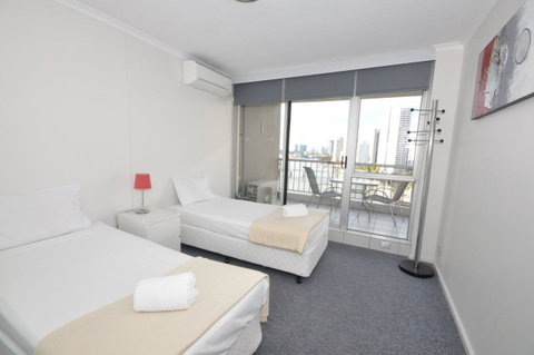 Moorings On Cavill Surfers Paradise - Tweed Heads Accommodation 18