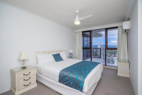 Surfers Aquarius On The Beach - Tweed Heads Accommodation 39