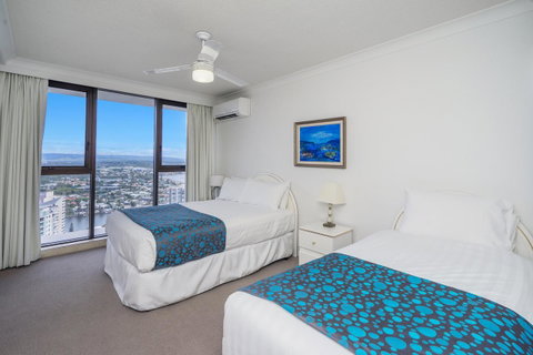 Surfers Aquarius On The Beach - Tweed Heads Accommodation 37