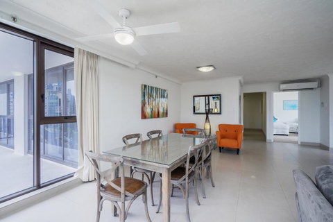 Surfers Aquarius On The Beach - Tweed Heads Accommodation 43