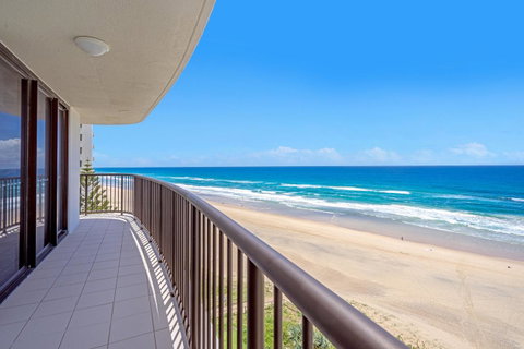 Surfers Aquarius On The Beach - Tweed Heads Accommodation 23