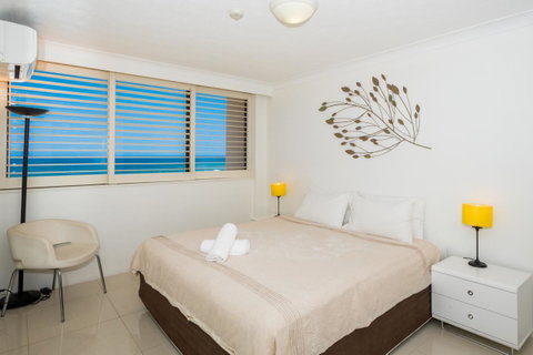 Breakers North Absolute Beachfront Apartments - Official - Tweed Heads Accommodation 27
