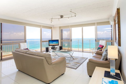 Breakers North Absolute Beachfront Apartments - Official - Tweed Heads Accommodation 0