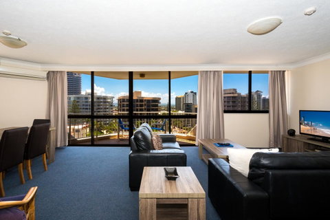 Breakers North Absolute Beachfront Apartments - Official - Tweed Heads Accommodation 13
