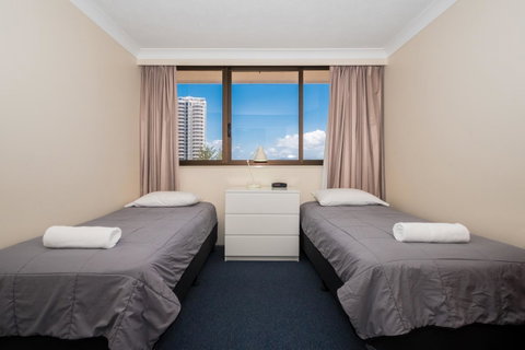 Breakers North Absolute Beachfront Apartments - Official - Tweed Heads Accommodation 17