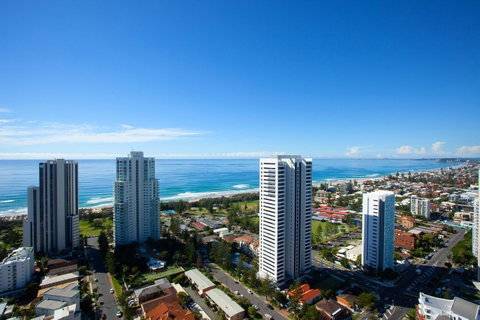 High Floor Ocean View Suites Broadbeach - Tweed Heads Accommodation 17