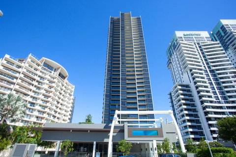 High Floor Ocean View Suites Broadbeach - Tweed Heads Accommodation 28