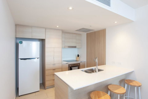 High Floor Ocean View Suites Broadbeach - Tweed Heads Accommodation 24