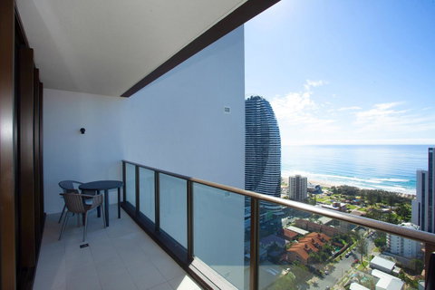 High Floor Ocean View Suites Broadbeach - Tweed Heads Accommodation 19