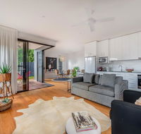 Sam's Buderim Mountain Guest House - Tweed Heads Accommodation