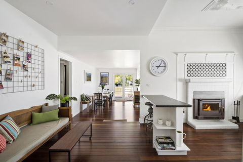 The Lighthouse - Tweed Heads Accommodation 7