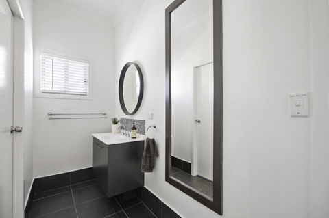 The Lighthouse - Tweed Heads Accommodation 13