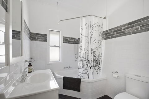 The Lighthouse - Tweed Heads Accommodation 14