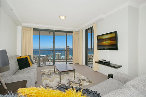 Chevron Renaissance - HR Surfers Paradise - Tweed Heads Accommodation 5