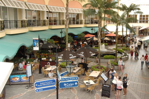 Chevron Renaissance - HR Surfers Paradise - Tweed Heads Accommodation 28