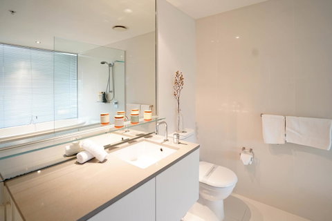Circle On Cavill Surfers Paradise Apartments-Holiday Paradise - Tweed Heads Accommodation 0