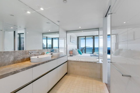 Soul 2 & 3 Bedroom Ocean View - We Accommodate - Tweed Heads Accommodation 21