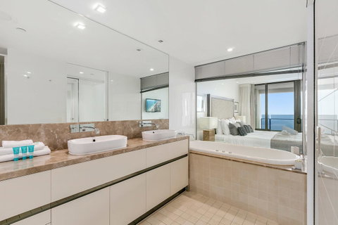 Soul 2 & 3 Bedroom Ocean View - We Accommodate - Tweed Heads Accommodation 2