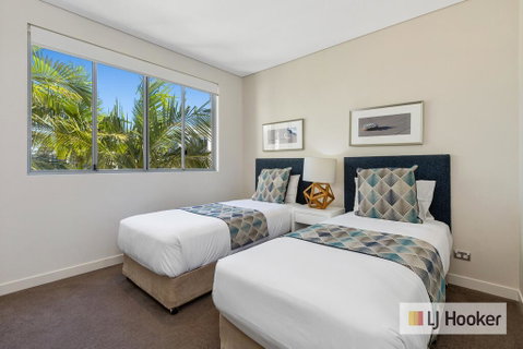 WAVE CULTURE 1204 - BEACH BLISS - Tweed Heads Accommodation 1