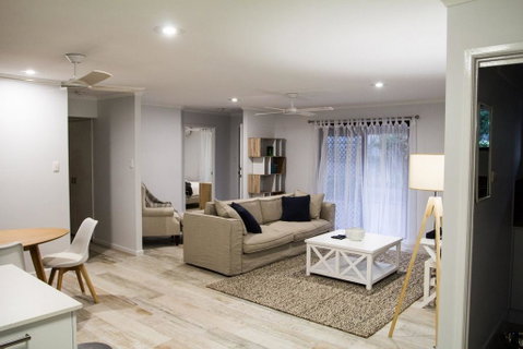 Wellington Parade 1/15a, Shelly Beach, Caloundra - Tweed Heads Accommodation 3