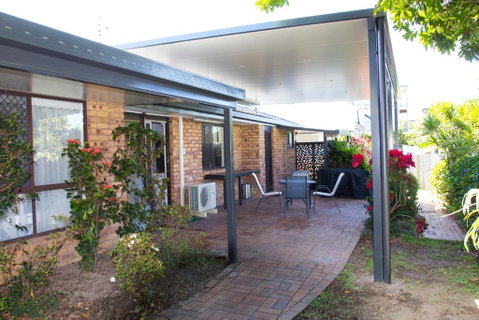Wellington Parade 1/15a, Shelly Beach, Caloundra - Tweed Heads Accommodation 2