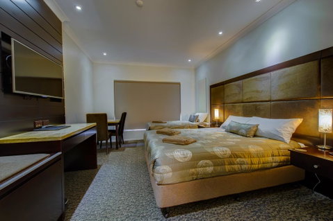 Western Downs Motor Inn - Tweed Heads Accommodation 1