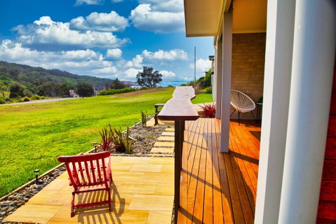 Whale Studio Apartment, 1a Ocean Street - Tweed Heads Accommodation 0