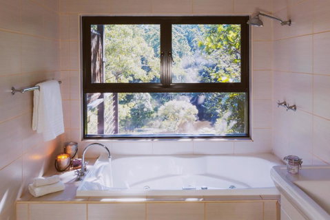 Whispering Valley Cottage Retreat - Tweed Heads Accommodation 1