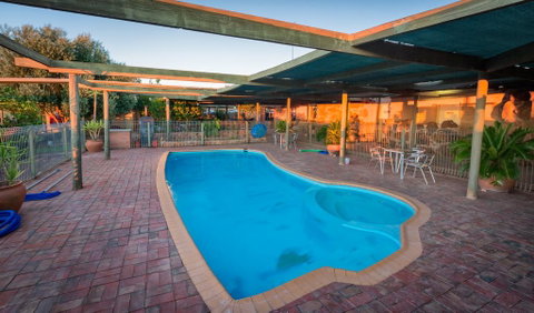 White Cliffs Underground - Tweed Heads Accommodation 0