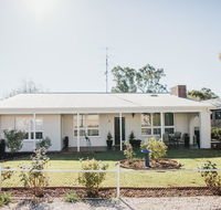 White on Wright Clare - Tweed Heads Accommodation
