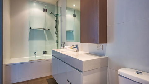 White Shells Luxury Apartments - Tweed Heads Accommodation 1
