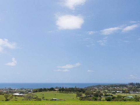 Willowview - Coastal Retreat, Stunning Views - Tweed Heads Accommodation 1