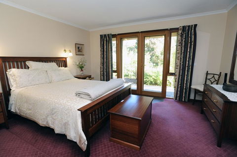 Wintarni Olives Cottage - Tweed Heads Accommodation 2