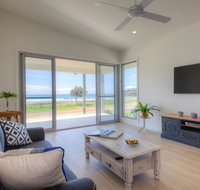 Woolgoolga by the Sea - Tweed Heads Accommodation