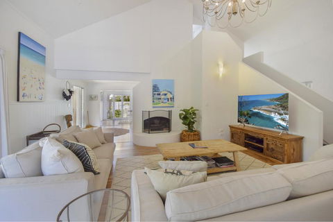 Wyuna Drive - Tweed Heads Accommodation 0