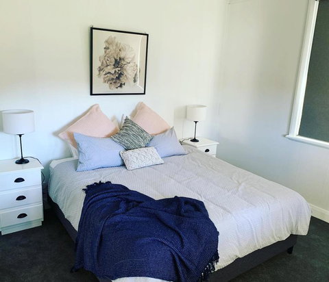 Yellow Door House Adelong - Tweed Heads Accommodation 2