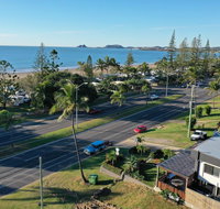 Yeppoon Beachhouse - Tweed Heads Accommodation