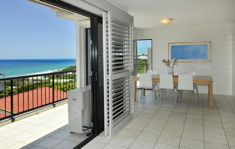 Your Home From Home With Ocean Views - Tweed Heads Accommodation 2