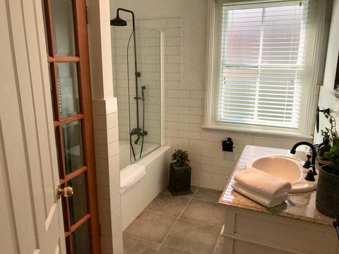 YSG The Edward Townhouse 153 - Walk To Town - Tweed Heads Accommodation 2