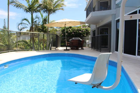 Zaffiro Beach House - Tweed Heads Accommodation 1