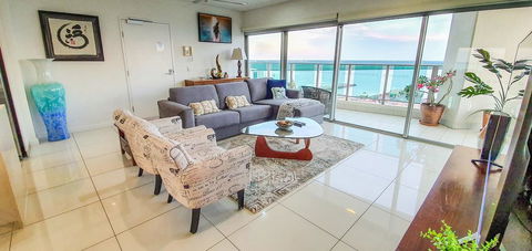 ZEN BY THE WATER - Darwin Premier Retreat - Tweed Heads Accommodation 0