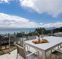 Maison de la mer 30 Mulubinda Parade - luxurious linen aircon and panoramic views - Tweed Heads Accommodation