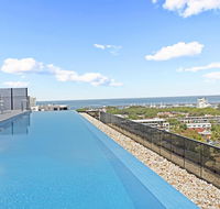 Heart of St Kilda  Infinity PoolParkingWIFI - Tweed Heads Accommodation