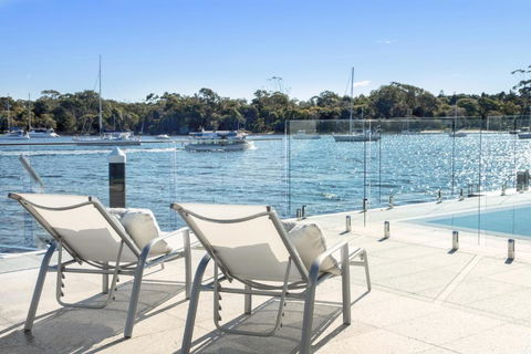 Affordable Riverfront, Pool, Private Pontoon - Tweed Heads Accommodation 1
