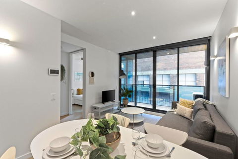 A Chic & Comfy 2BR Apt Near Federation Square - Tweed Heads Accommodation 4