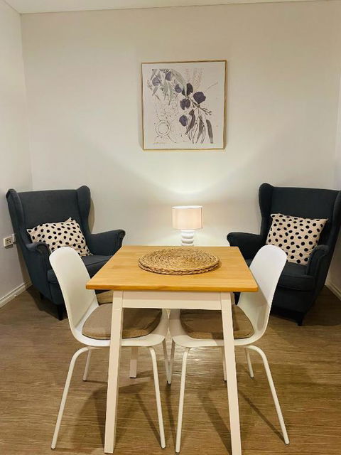 A City Oasis - Full Apartment With Balcony - Tweed Heads Accommodation 1