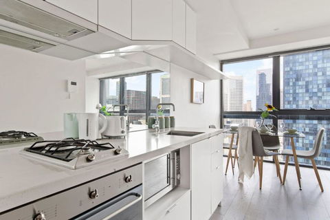 A Comfy & Stylish Apt Near Melbourne Central & QV - Tweed Heads Accommodation 2
